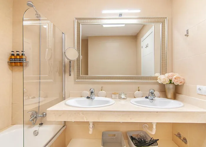 Luxury Townhouse With Panoramic Sea View Casa de Férias *