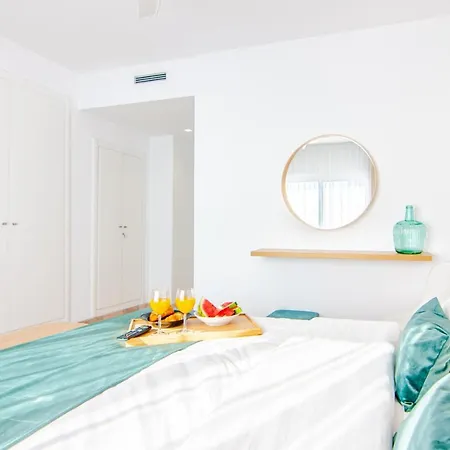Ferienhaus Luxury Townhouse With Panoramic Sea View *