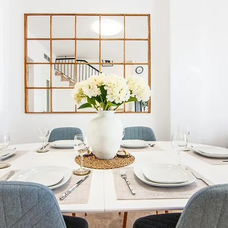 Luxury Townhouse With Panoramic Sea View Ferienhaus *